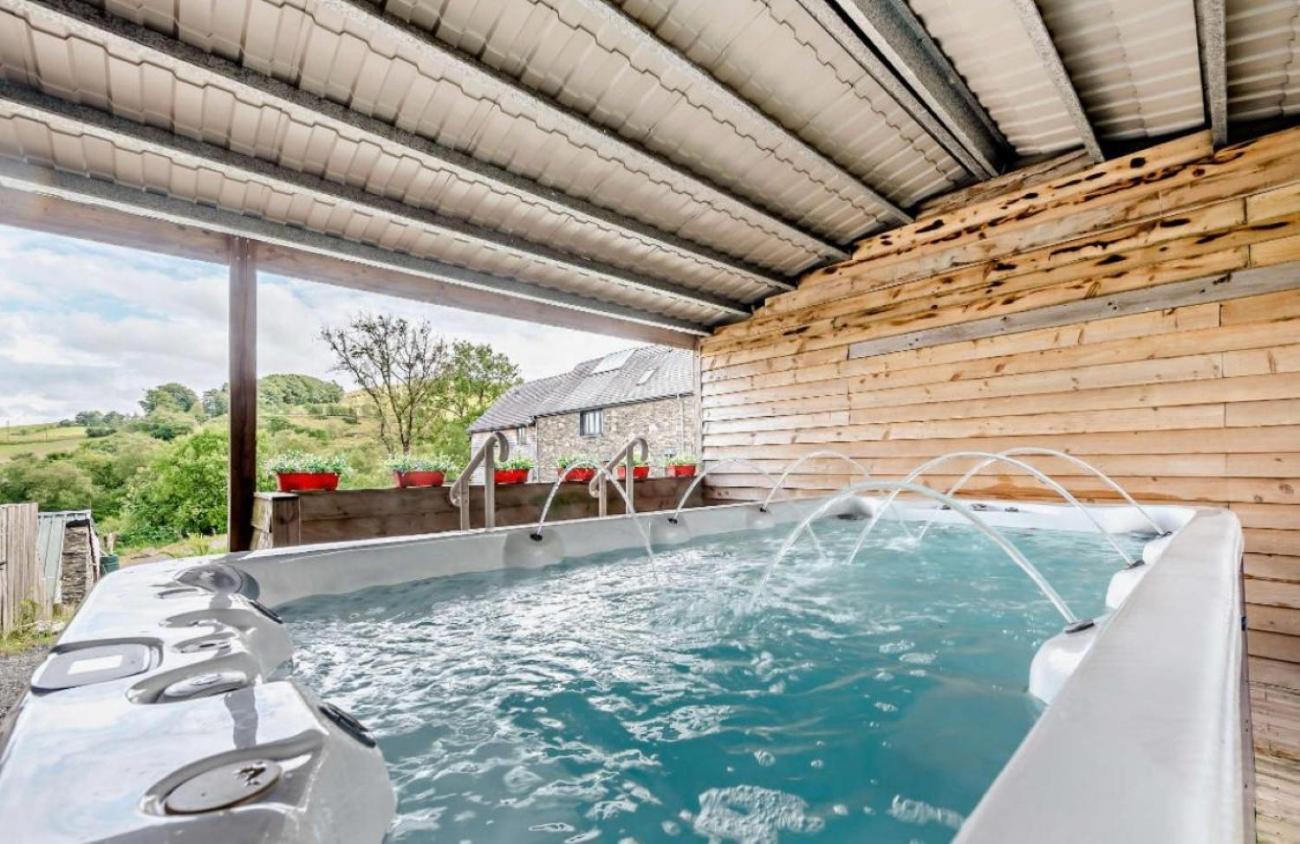 Вілла Finest Retreats - The Welsh Barn Абериствіт Екстер'єр фото
